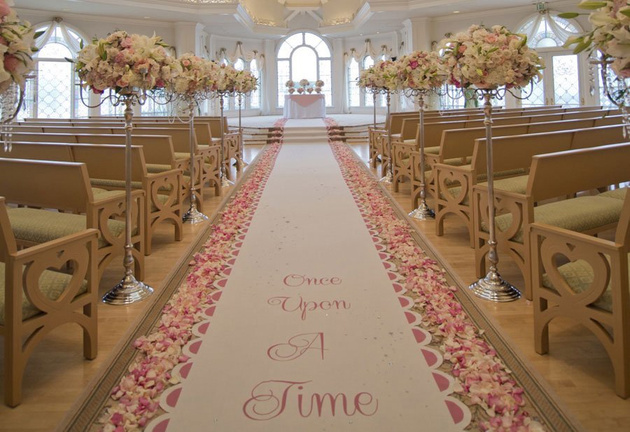 tapis d'eglise mariage personnalisé theme princesse